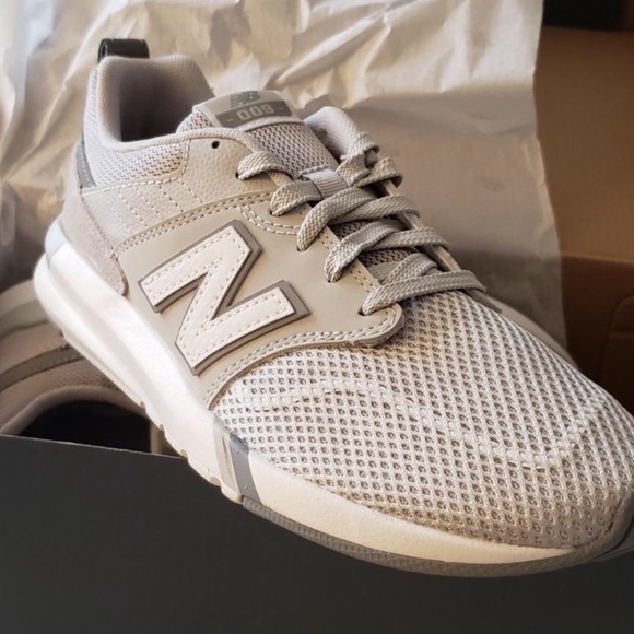 new balance 009v1